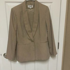 Le Suit-Women's Size 12 Suit